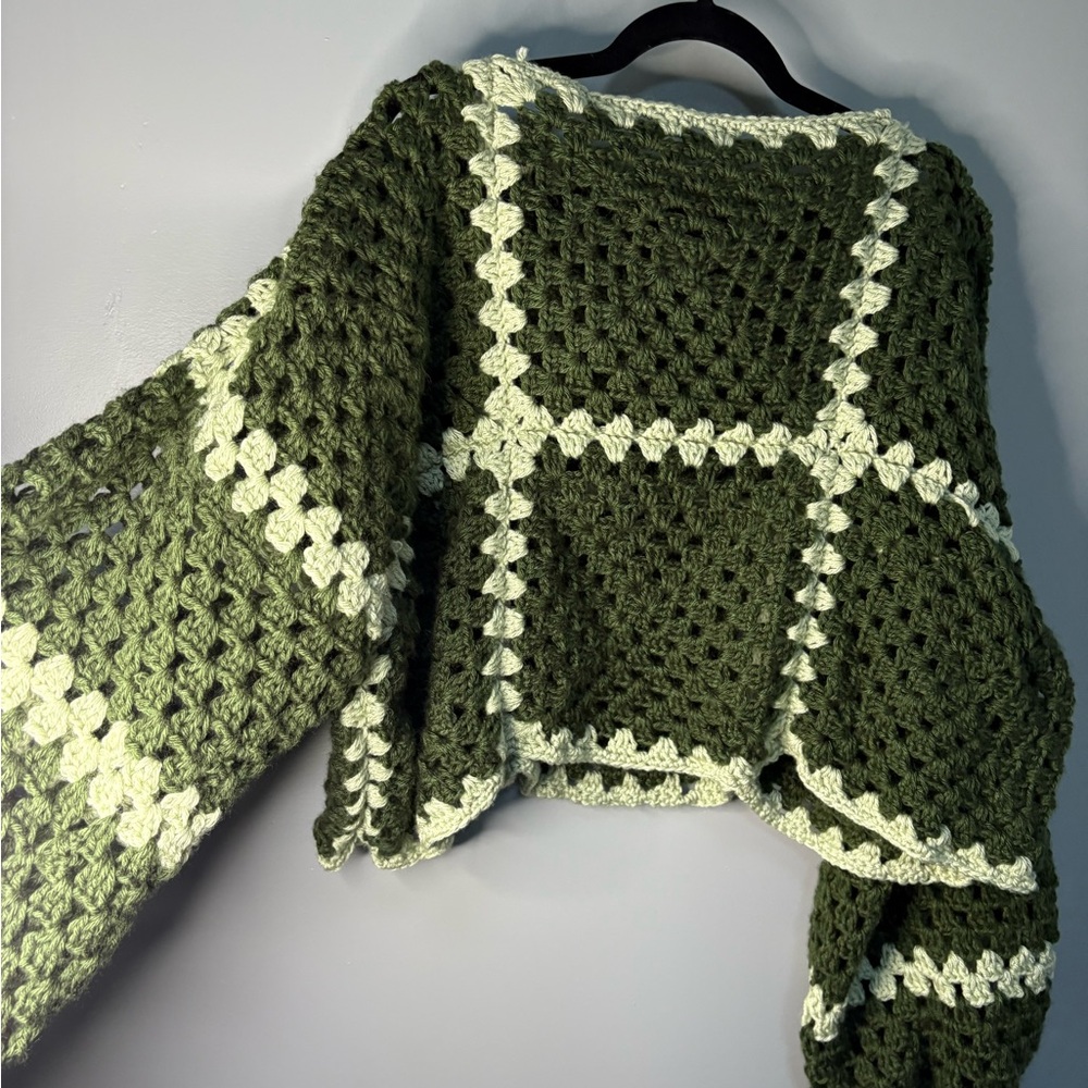Handmade Trendy Army Green Crochet Sweater Balloon Sleeve Comfy Oversized M/L - Picture 8 of 10